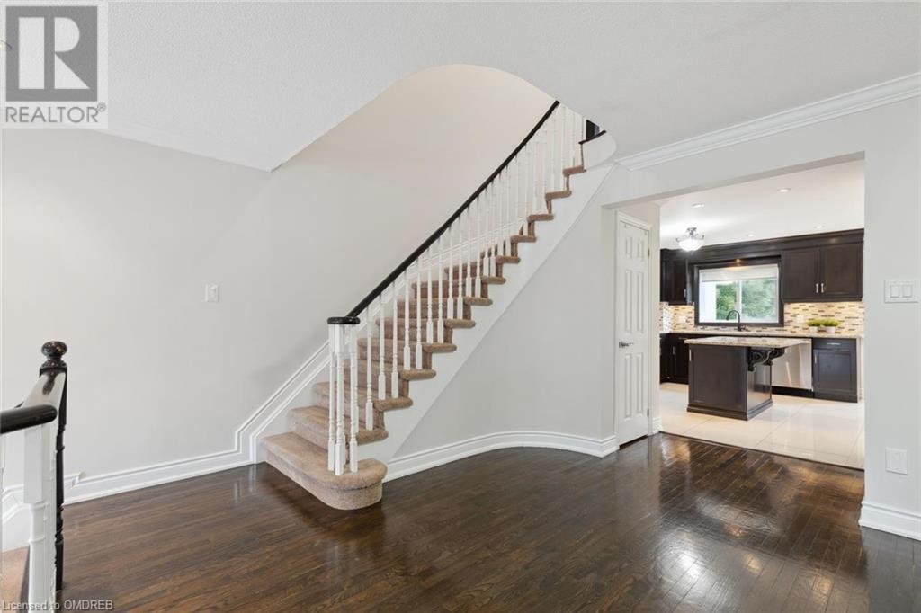 1062 Lindsay Drive, Oakville, Ontario  L6M 3B5 - Photo 22 - 40639245