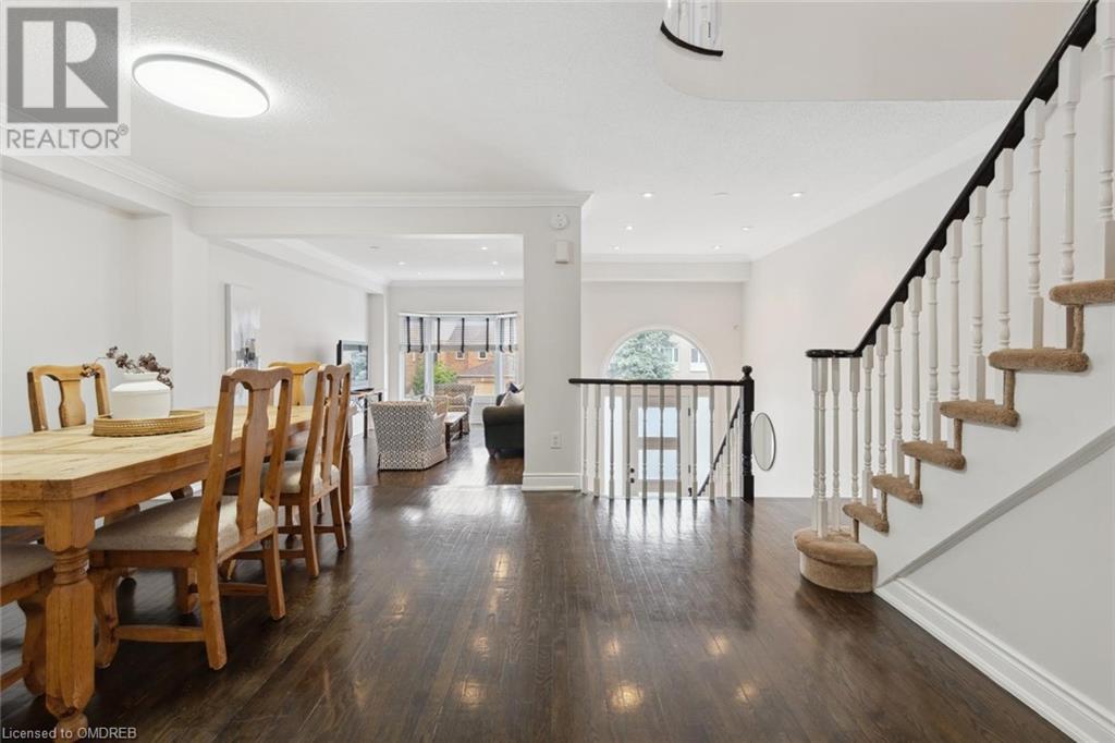 1062 Lindsay Drive, Oakville, Ontario  L6M 3B5 - Photo 6 - 40639245