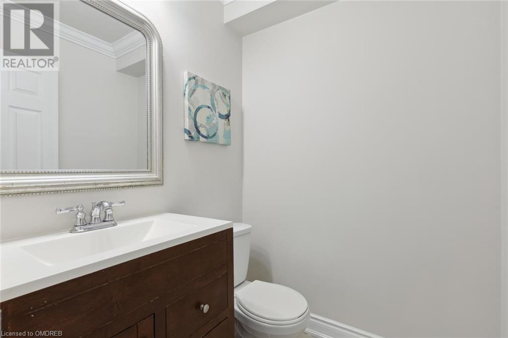 1062 Lindsay Drive, Oakville, Ontario  L6M 3B5 - Photo 21 - 40639245