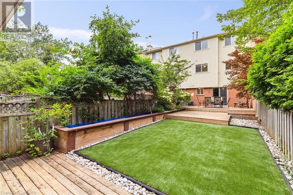 1062 Lindsay Drive, Oakville, Ontario  L6M 3B5 - Photo 41 - 40639245