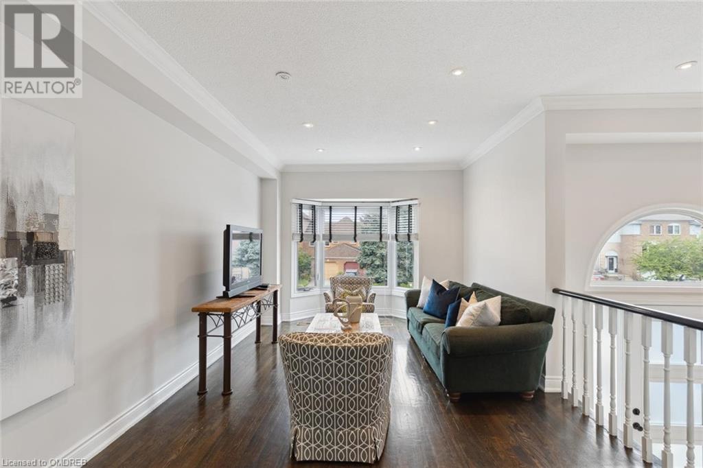 1062 Lindsay Drive, Oakville, Ontario  L6M 3B5 - Photo 10 - 40639245