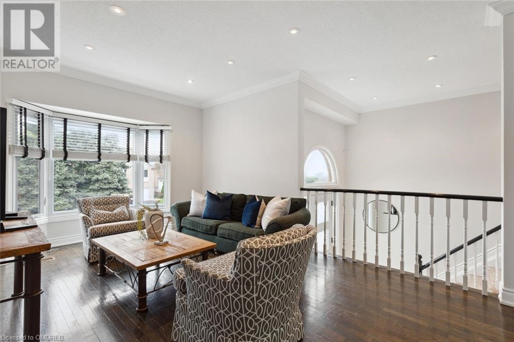 1062 Lindsay Drive, Oakville, Ontario  L6M 3B5 - Photo 11 - 40639245