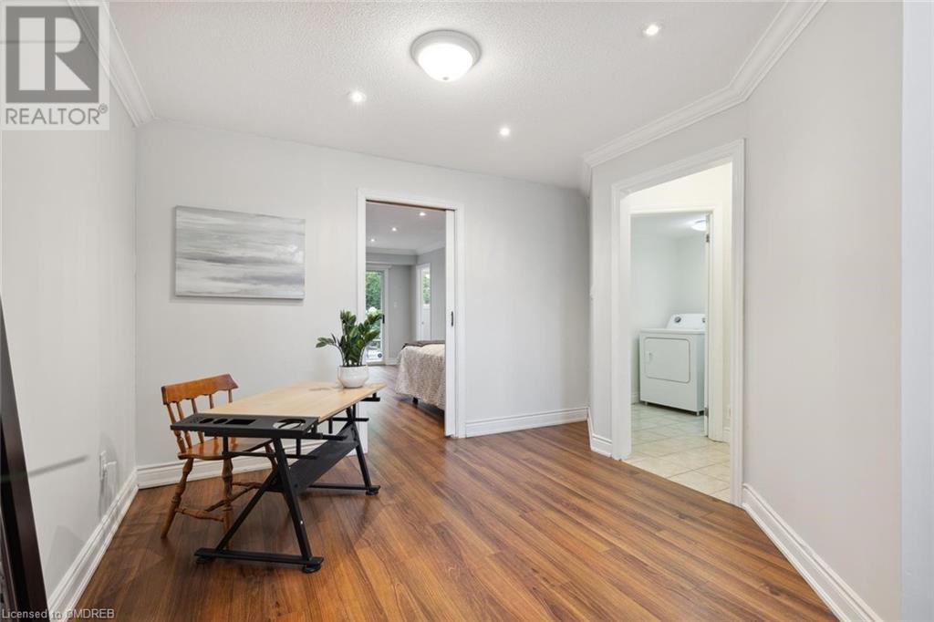 1062 Lindsay Drive, Oakville, Ontario  L6M 3B5 - Photo 32 - 40639245