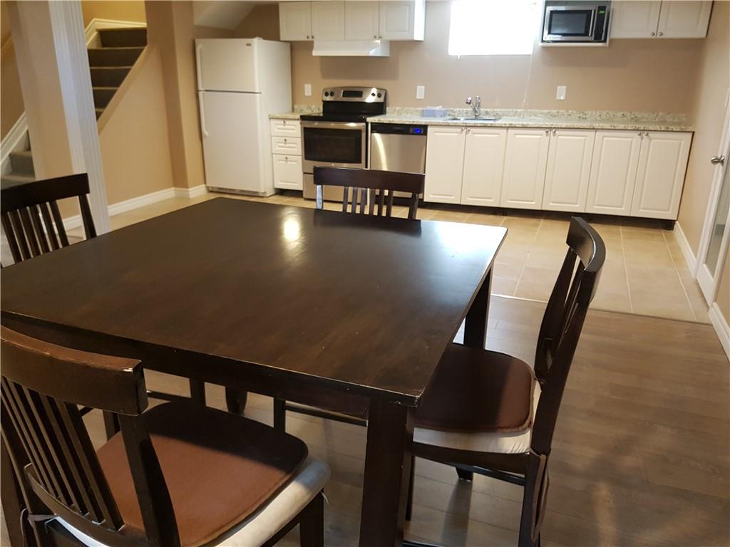 9 Seven Oaks Drive, Unit #b, Hamilton, Ontario  L9A 4C7 - Photo 4 - H4205199