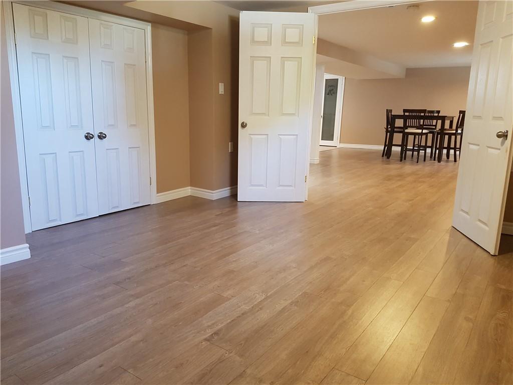 9 Seven Oaks Drive, Unit #b, Hamilton, Ontario  L9A 4C7 - Photo 6 - H4205199