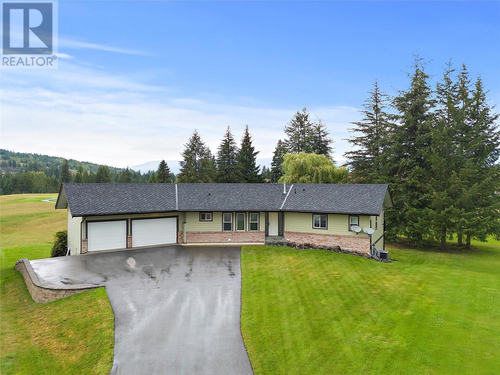 2645 Golf View Place, blind bay, British Columbia