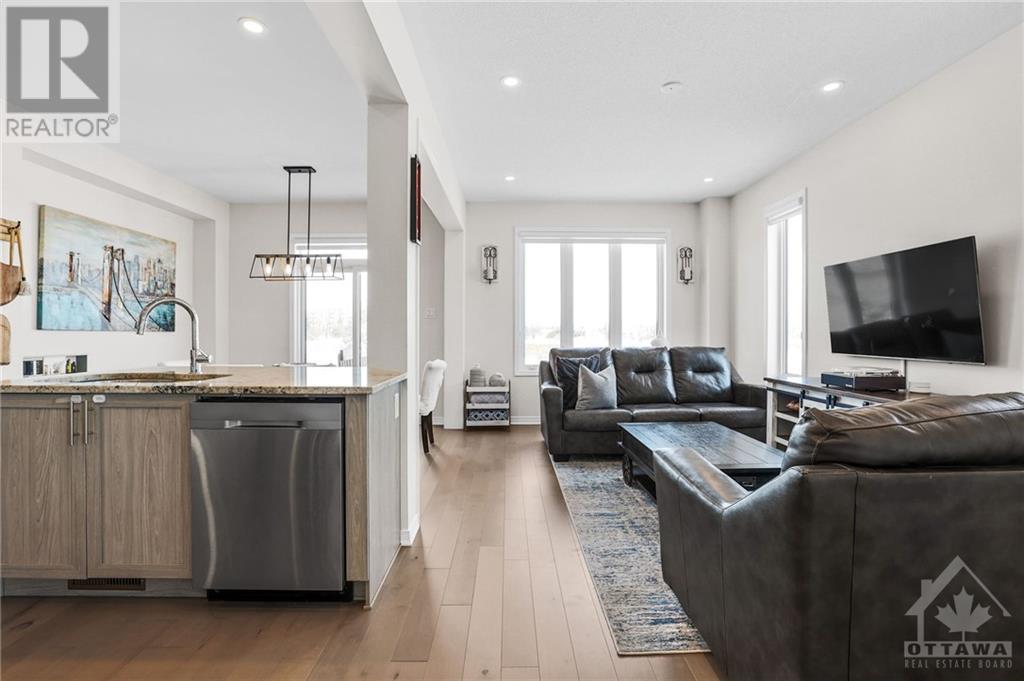 523 RADIANT PRIVATE Ottawa