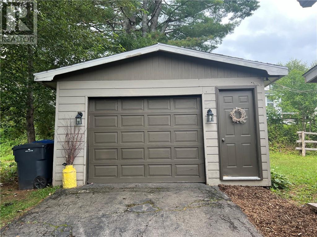 Property at 21 First Street image 4