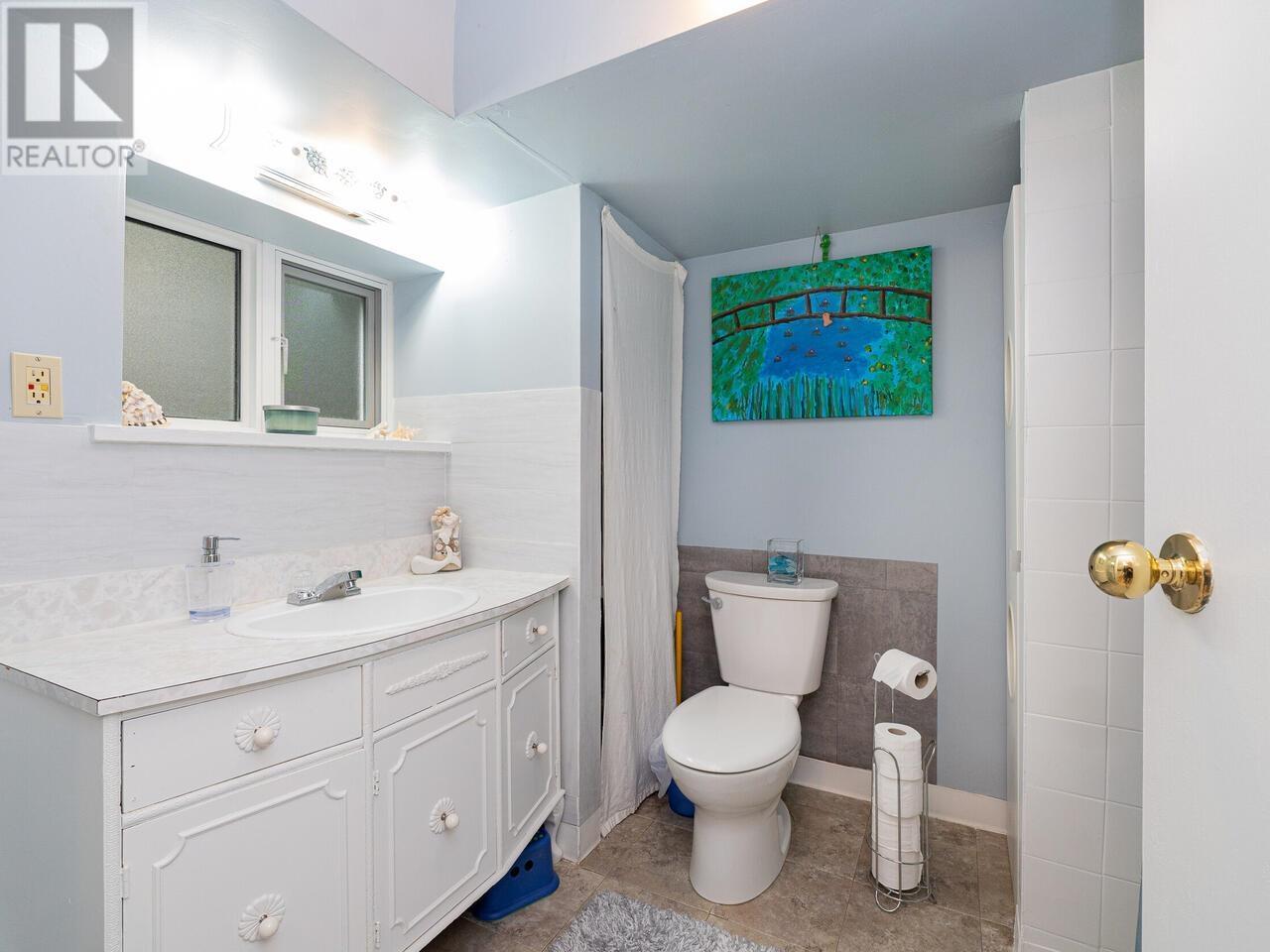 Listing Picture 34 of 40 : 3706 W KING EDWARD AVENUE, Vancouver / 溫哥華 - 魯藝地產 Yvonne Lu Group - MLS Medallion Club Member