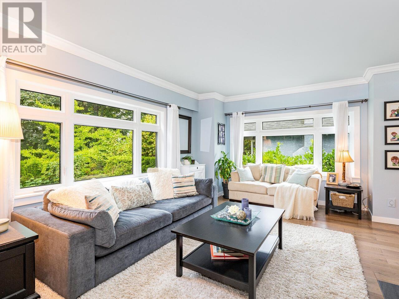 Listing Picture 5 of 40 : 3706 W KING EDWARD AVENUE, Vancouver / 溫哥華 - 魯藝地產 Yvonne Lu Group - MLS Medallion Club Member