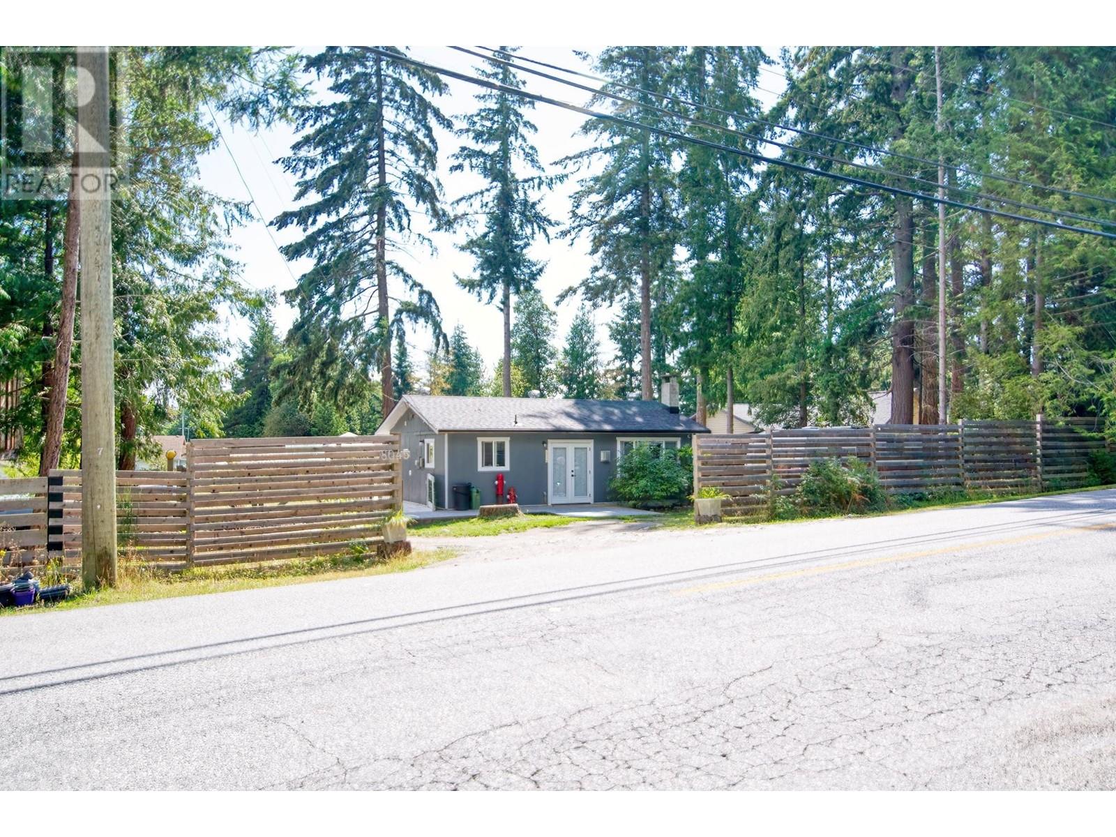 8045 Southwood Road, Halfmoon Bay, British Columbia  V7Z 1A7 - Photo 20 - R2919317