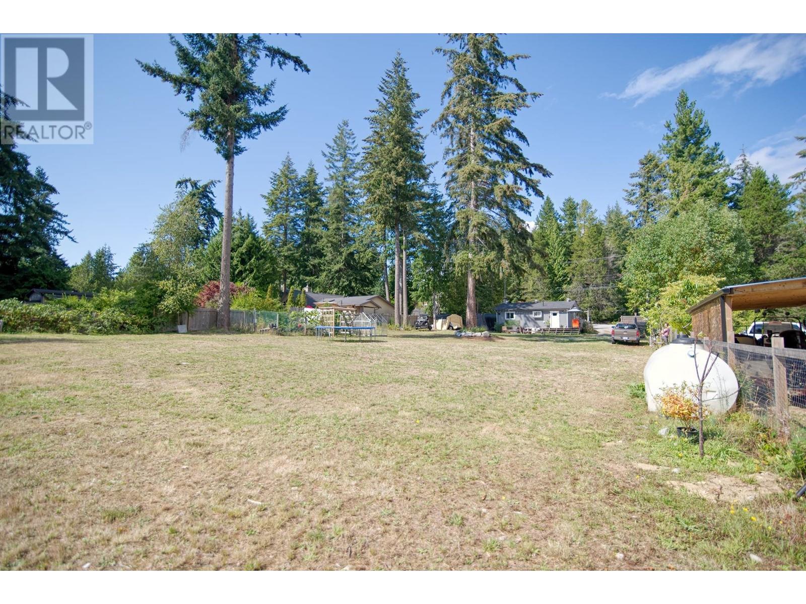 8045 Southwood Road, Halfmoon Bay, British Columbia  V7Z 1A7 - Photo 33 - R2919317