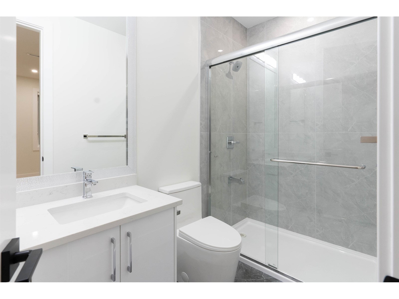 20117 27 Avenue, Langley, British Columbia  V2Z 0B6 - Photo 35 - R2918974