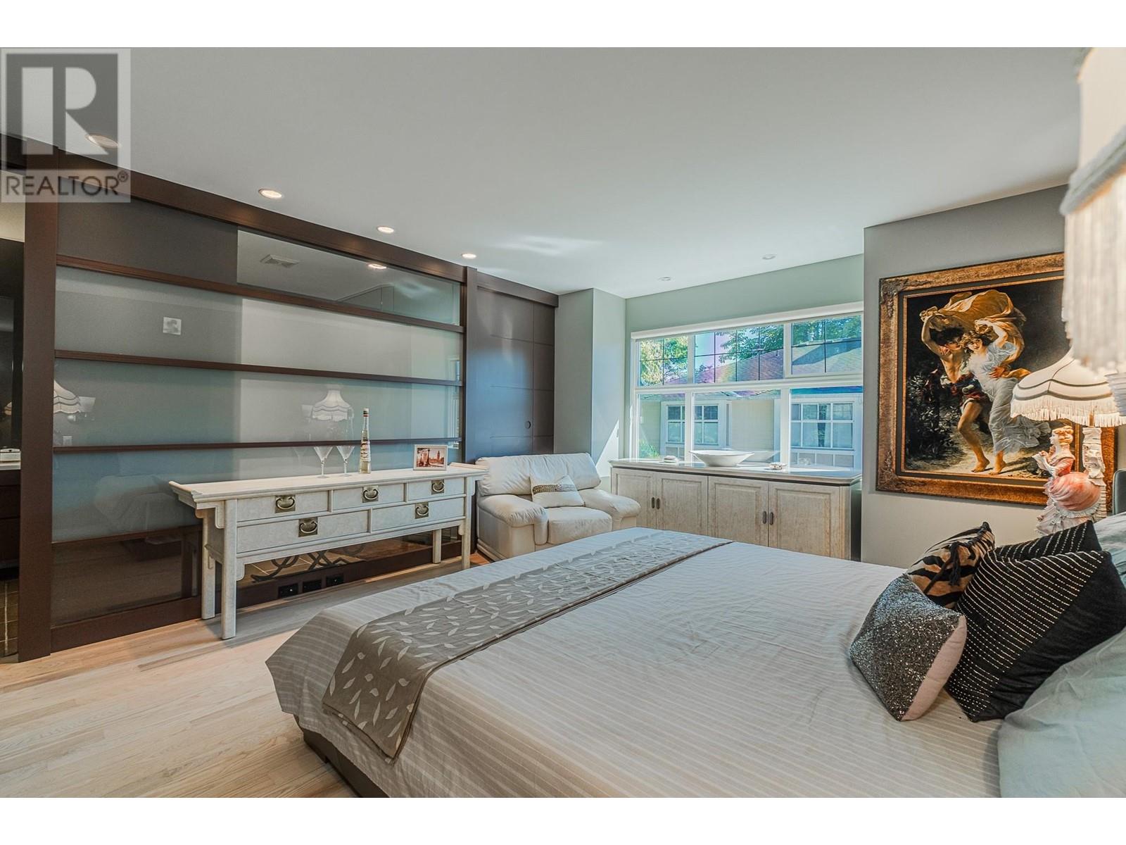 Listing Picture 20 of 36 : 928 WESTBURY WALK, Vancouver / 溫哥華 - 魯藝地產 Yvonne Lu Group - MLS Medallion Club Member