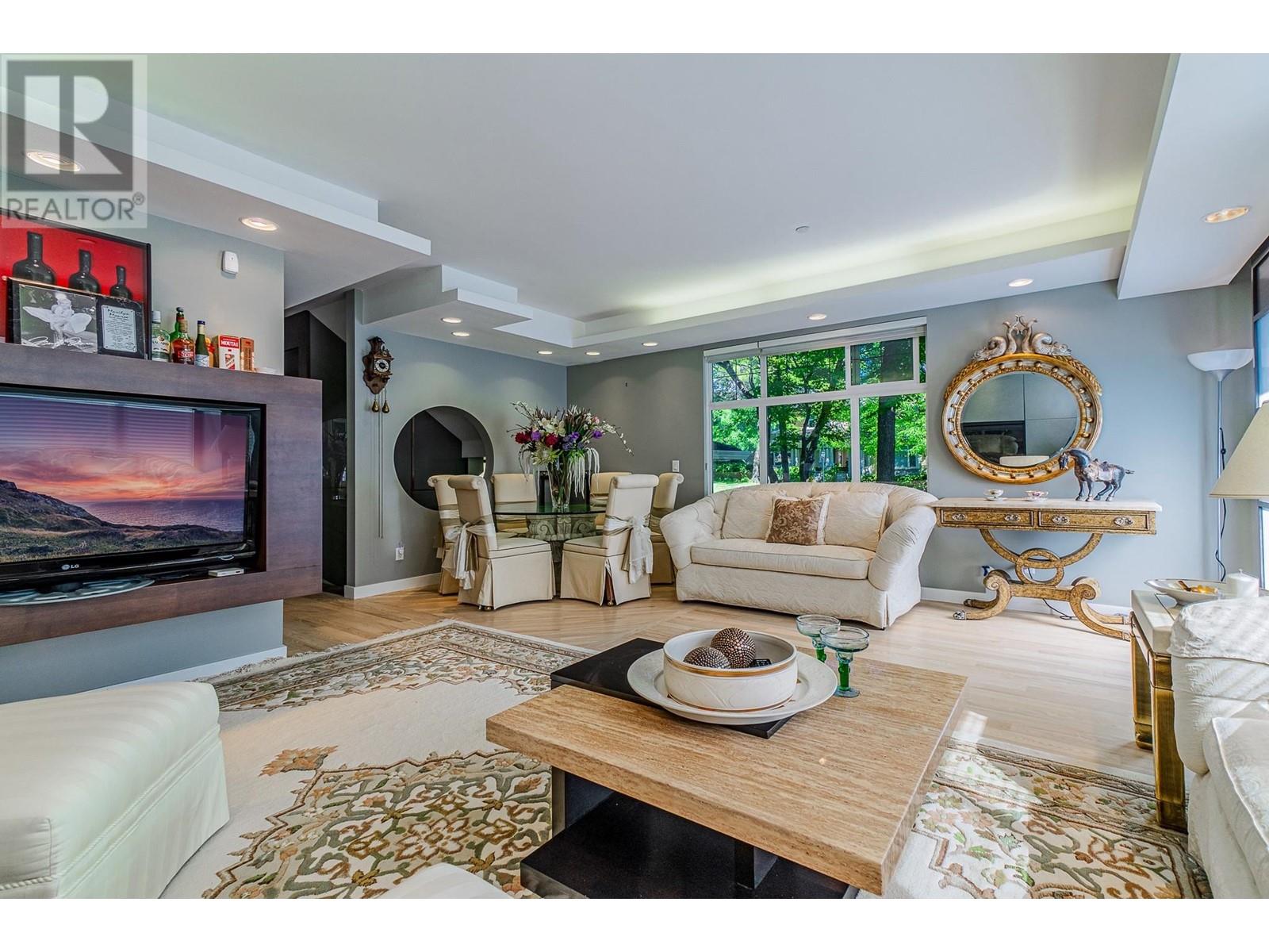 Listing Picture 7 of 36 : 928 WESTBURY WALK, Vancouver / 溫哥華 - 魯藝地產 Yvonne Lu Group - MLS Medallion Club Member
