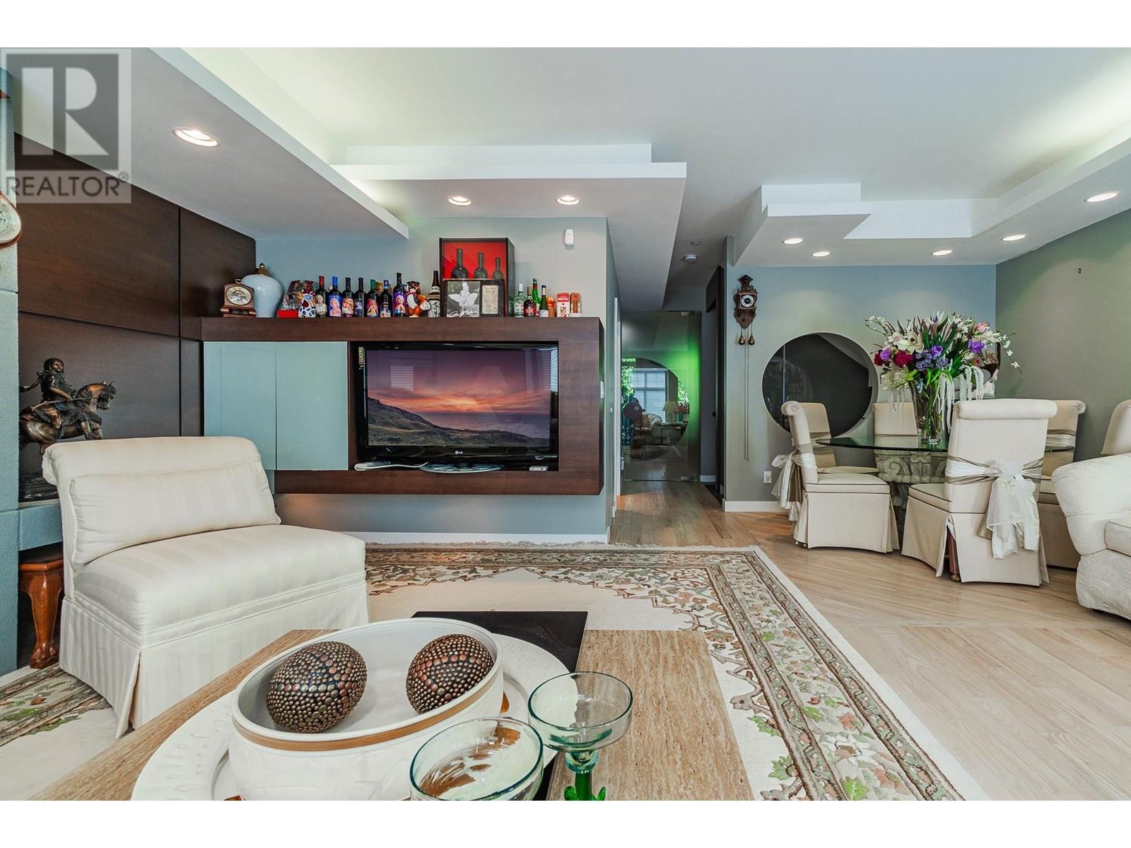 Listing Picture 8 of 36 : 928 WESTBURY WALK, Vancouver / 溫哥華 - 魯藝地產 Yvonne Lu Group - MLS Medallion Club Member