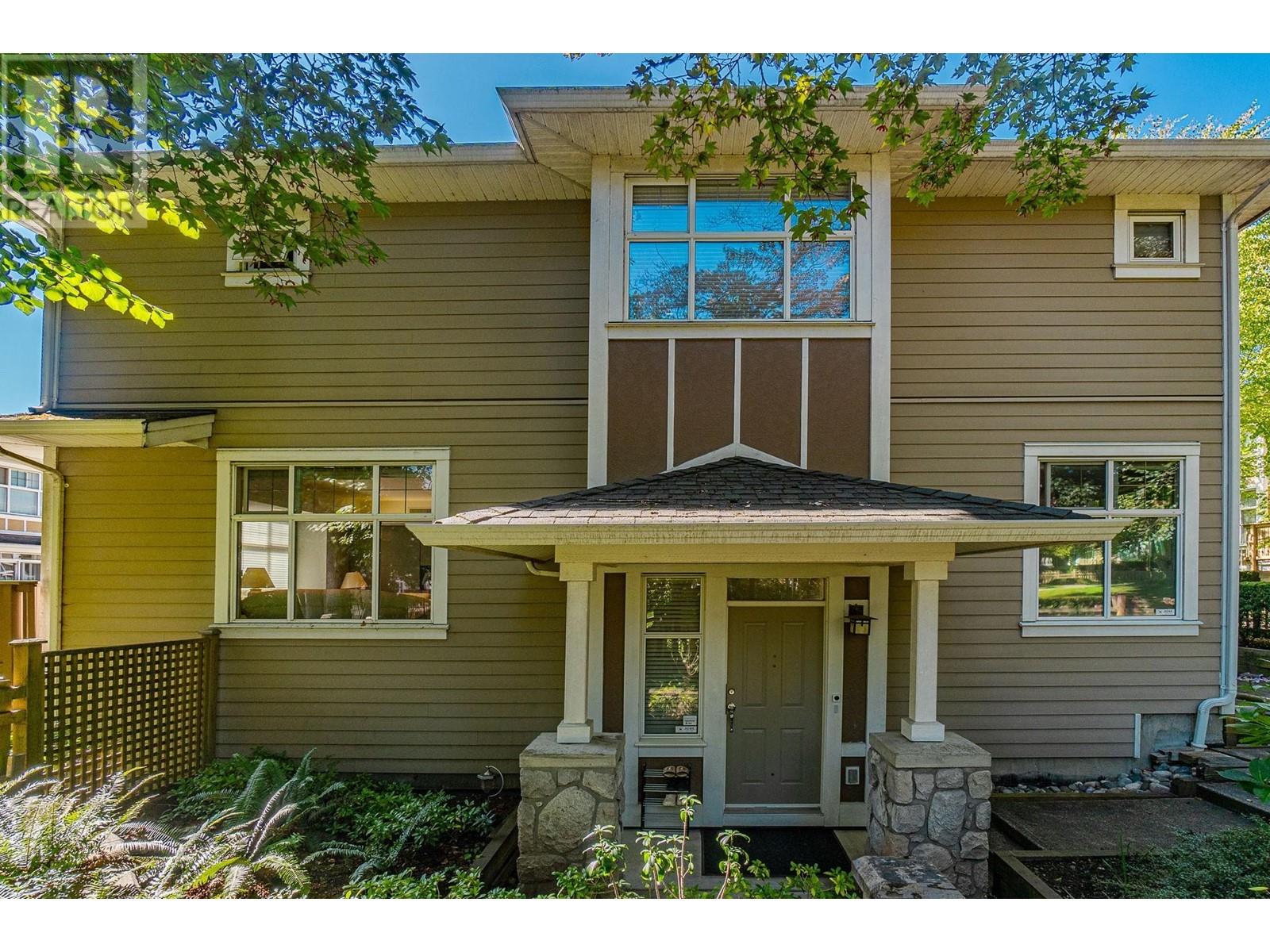 Listing Picture 2 of 36 : 928 WESTBURY WALK, Vancouver / 溫哥華 - 魯藝地產 Yvonne Lu Group - MLS Medallion Club Member