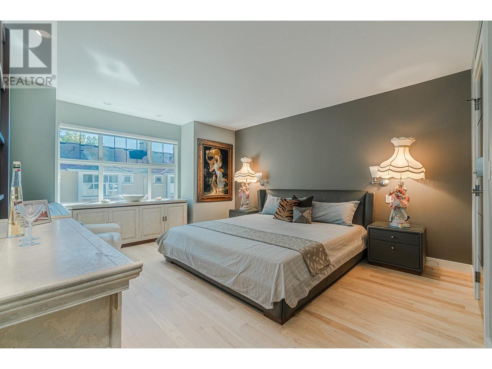 Listing Picture 19 of 36 : 928 WESTBURY WALK, Vancouver / 溫哥華 - 魯藝地產 Yvonne Lu Group - MLS Medallion Club Member