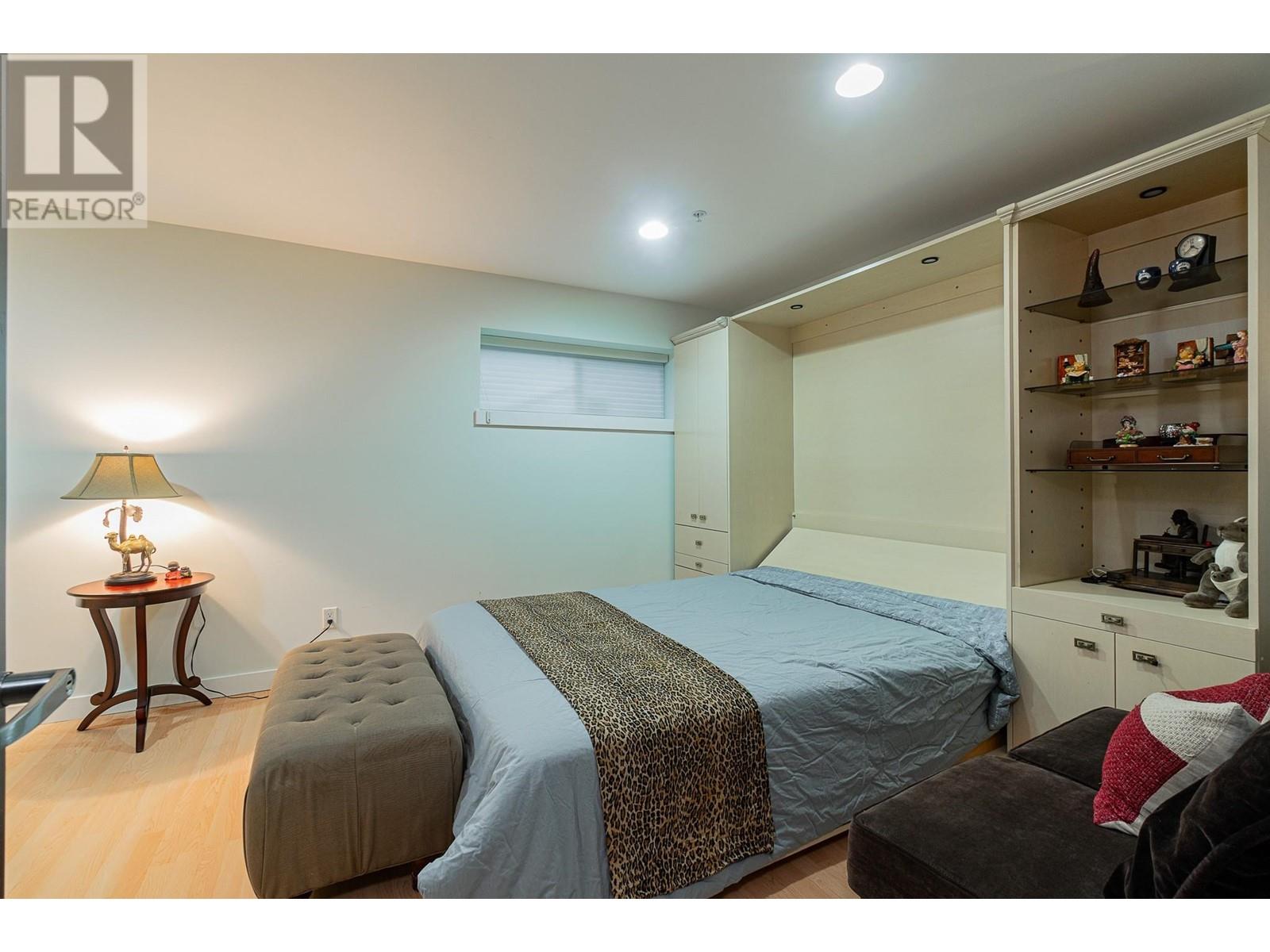 Listing Picture 30 of 36 : 928 WESTBURY WALK, Vancouver / 溫哥華 - 魯藝地產 Yvonne Lu Group - MLS Medallion Club Member