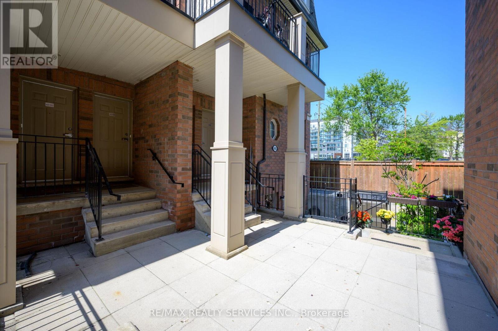 4303 - 2420 Baronwood Drive, Oakville (West Oak Trails), Ontario  L6M 0X6 - Photo 3 - W9283996