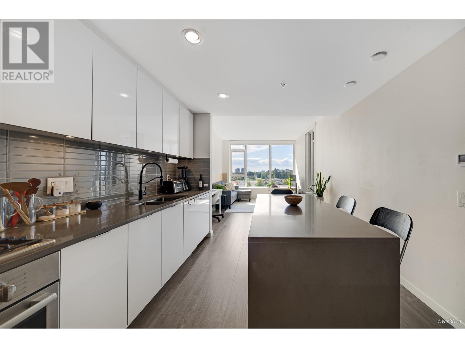 Listing Picture 8 of 30 : 913 3333 BROWN ROAD, Richmond / 烈治文 - 魯藝地產 Yvonne Lu Group - MLS Medallion Club Member