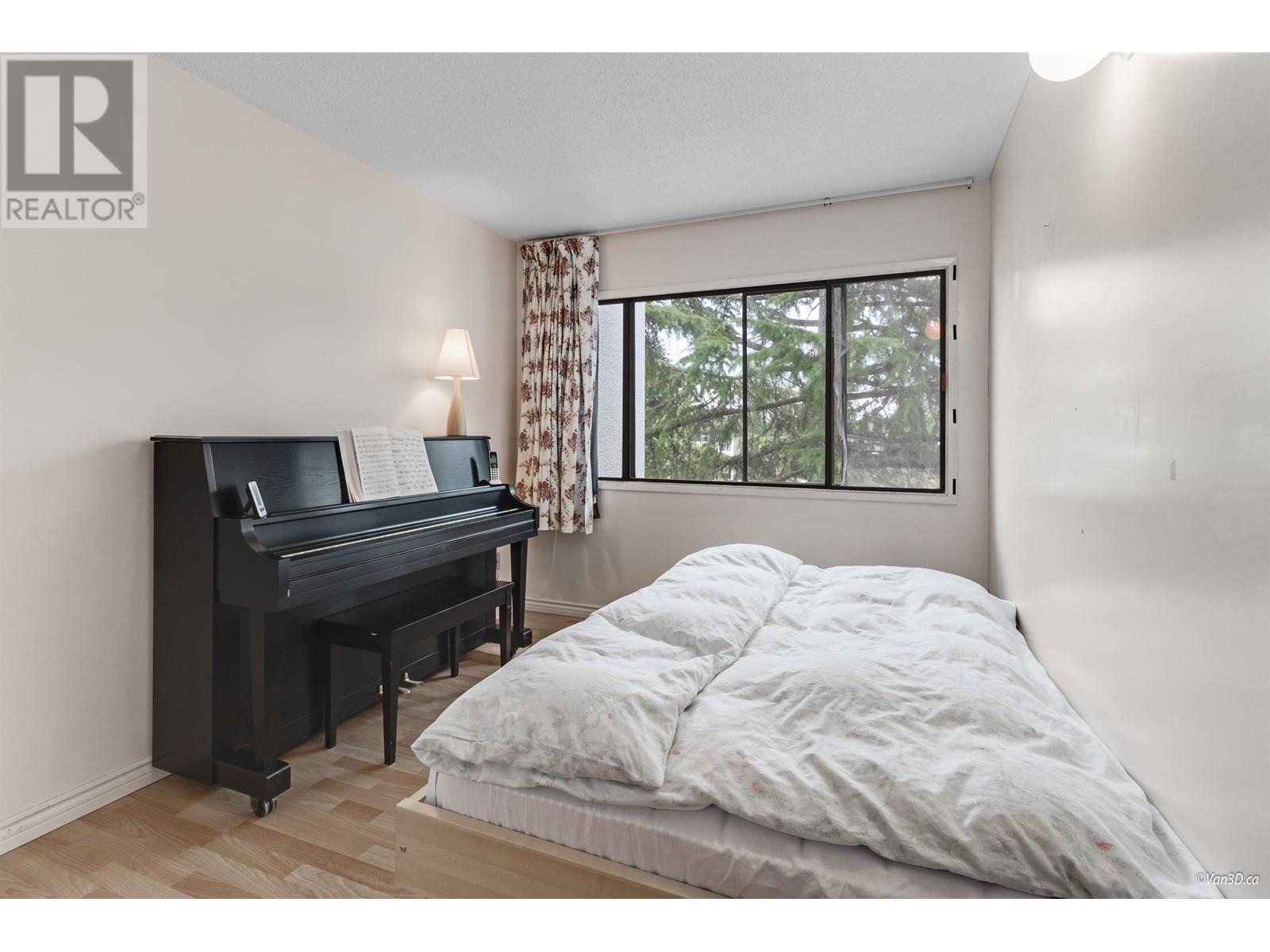 Listing Picture 19 of 30 : 5 7321 MONTECITO DRIVE, Burnaby / 本拿比 - 魯藝地產 Yvonne Lu Group - MLS Medallion Club Member