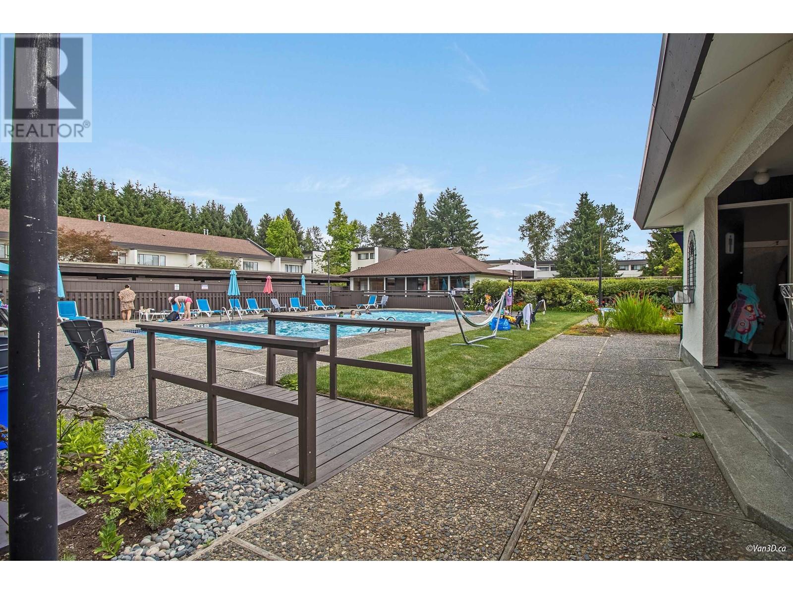 Listing Picture 27 of 30 : 5 7321 MONTECITO DRIVE, Burnaby / 本拿比 - 魯藝地產 Yvonne Lu Group - MLS Medallion Club Member