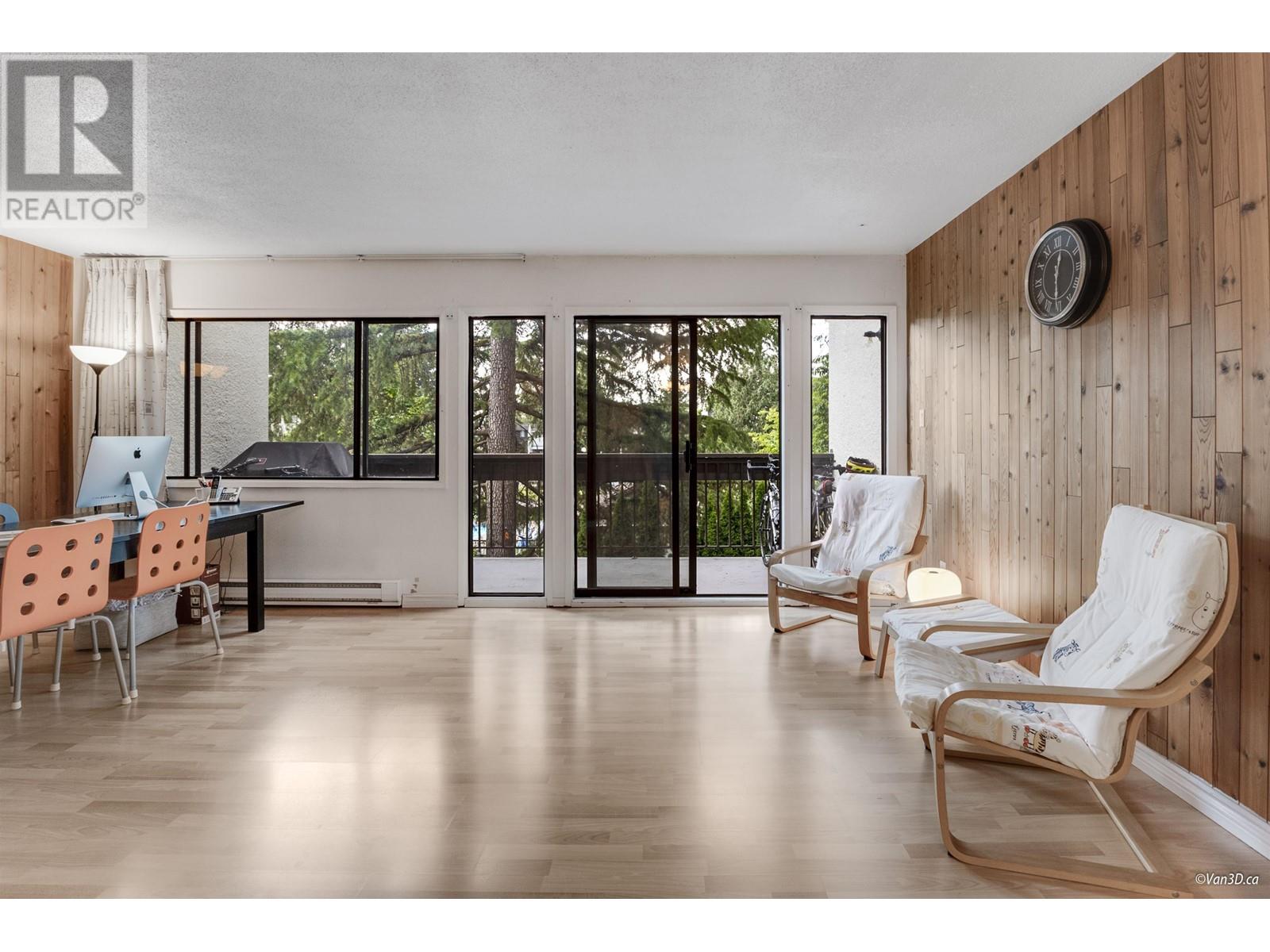 Listing Picture 3 of 30 : 5 7321 MONTECITO DRIVE, Burnaby / 本拿比 - 魯藝地產 Yvonne Lu Group - MLS Medallion Club Member