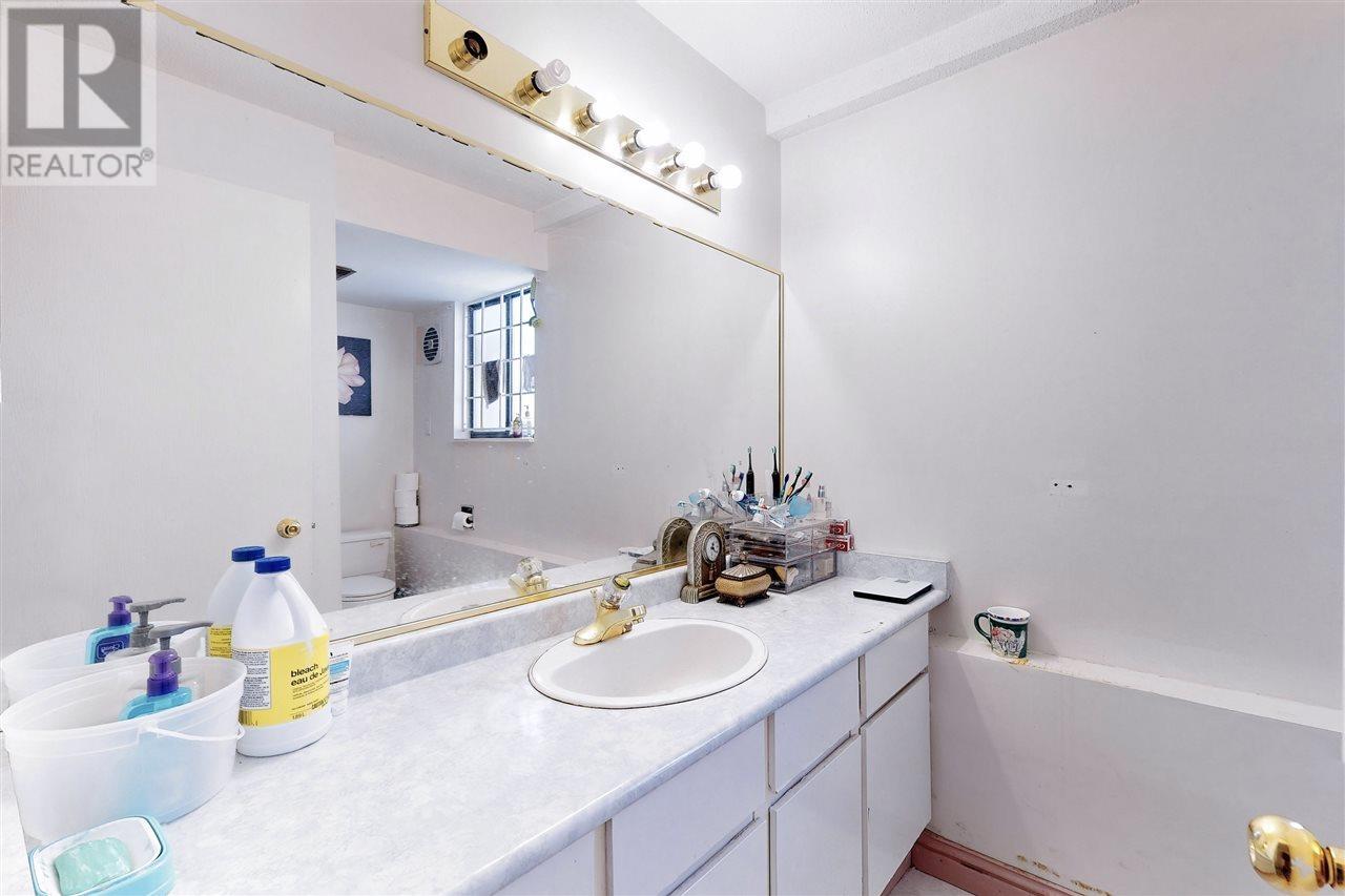 7520 Montcalm Street, Vancouver, British Columbia  V6P 4N8 - Photo 38 - R2886938