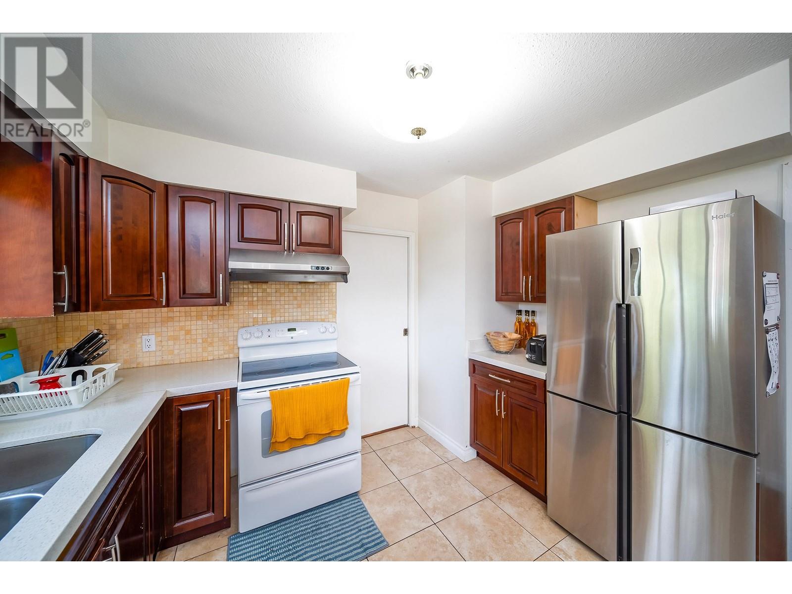 7520 Montcalm Street, Vancouver, British Columbia  V6P 4N8 - Photo 23 - R2886938