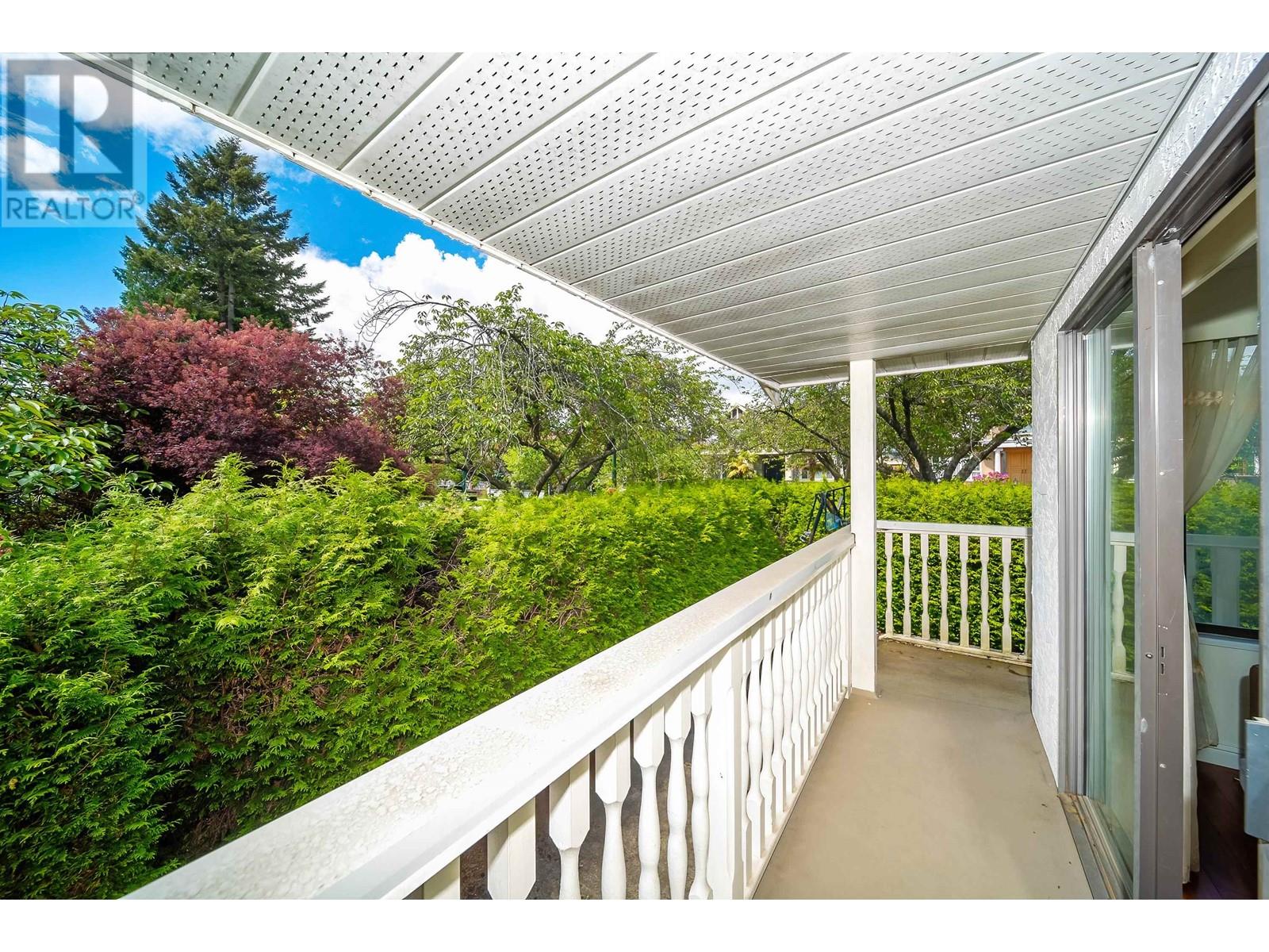 7520 Montcalm Street, Vancouver, British Columbia  V6P 4N8 - Photo 14 - R2886938