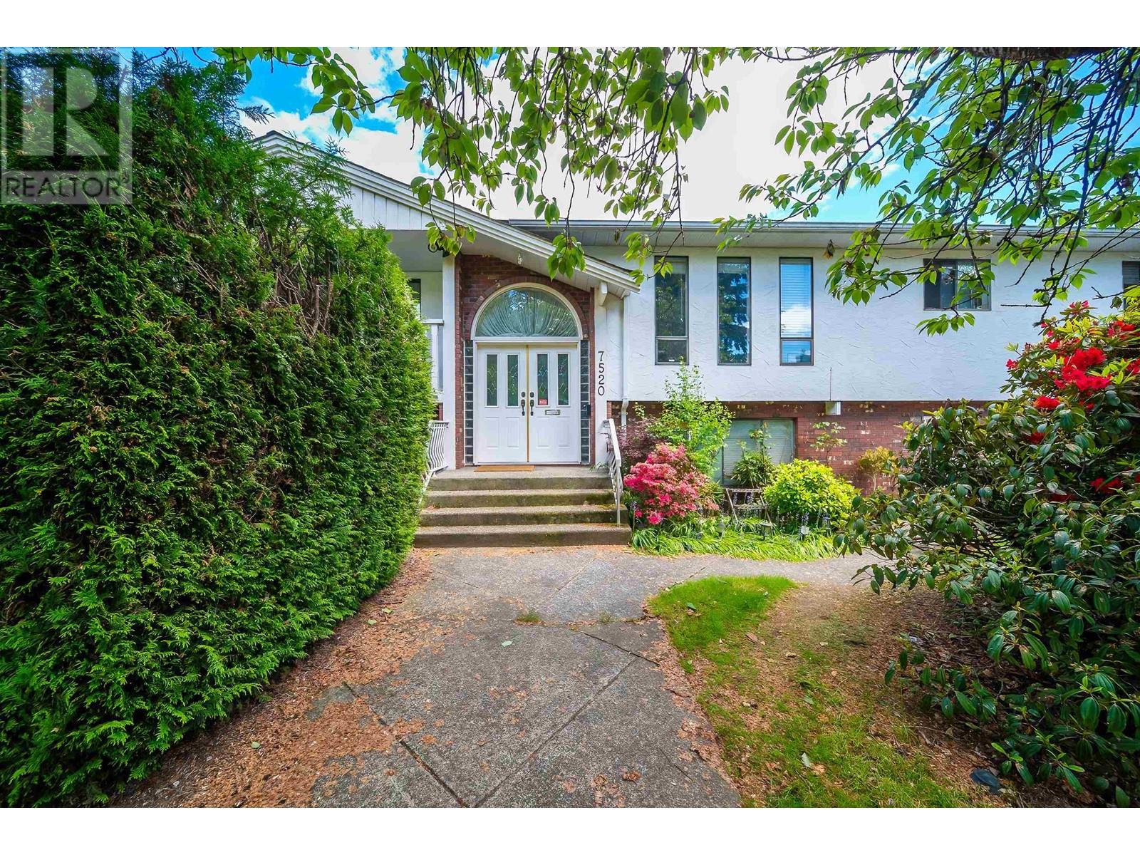 7520 Montcalm Street, Vancouver, British Columbia  V6P 4N8 - Photo 8 - R2886938