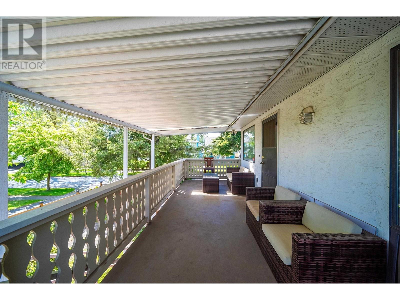7520 Montcalm Street, Vancouver, British Columbia  V6P 4N8 - Photo 26 - R2886938