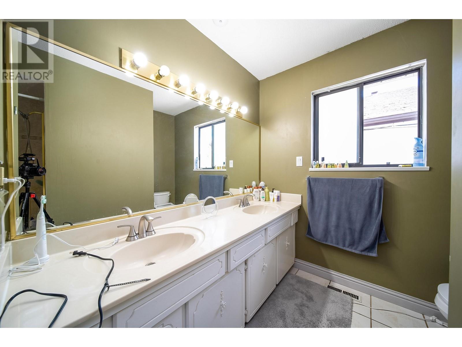 7520 Montcalm Street, Vancouver, British Columbia  V6P 4N8 - Photo 27 - R2886938