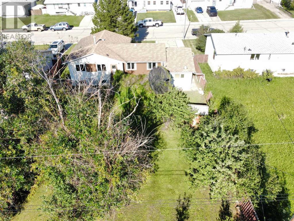 607 7 Avenue, Fox Creek, Alberta  T0H 1P0 - Photo 39 - A2159768