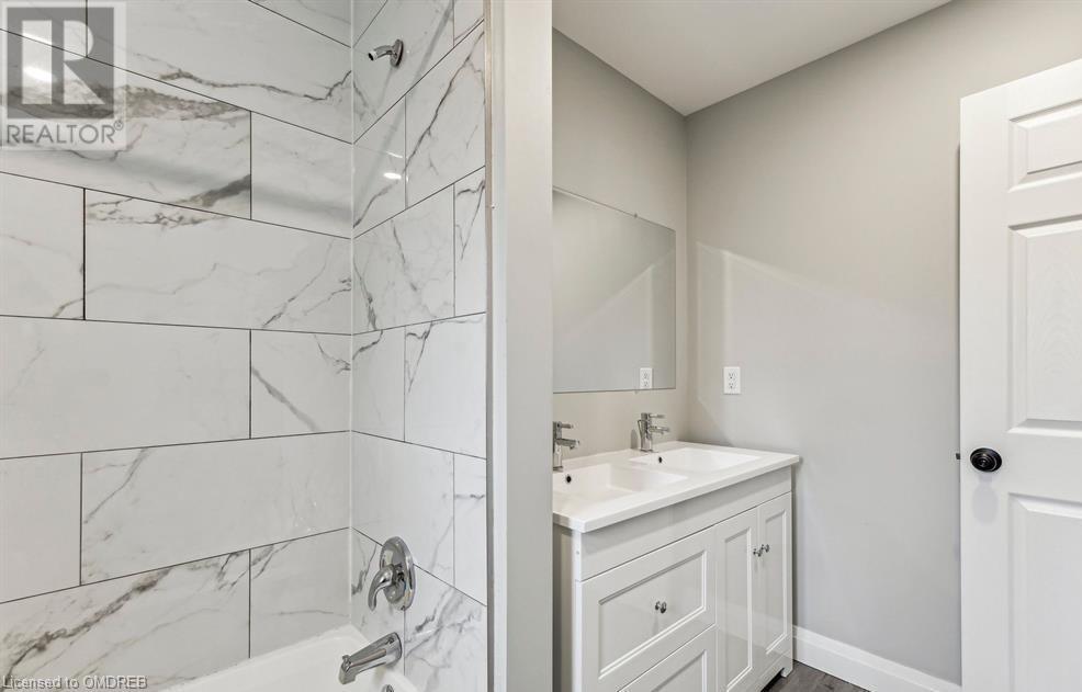 131 Bell Avenue, Hamilton, Ontario  L8K 3E5 - Photo 34 - 40639692