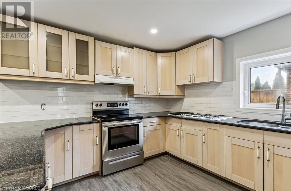 131 Bell Avenue, Hamilton, Ontario  L8K 3E5 - Photo 7 - 40639692