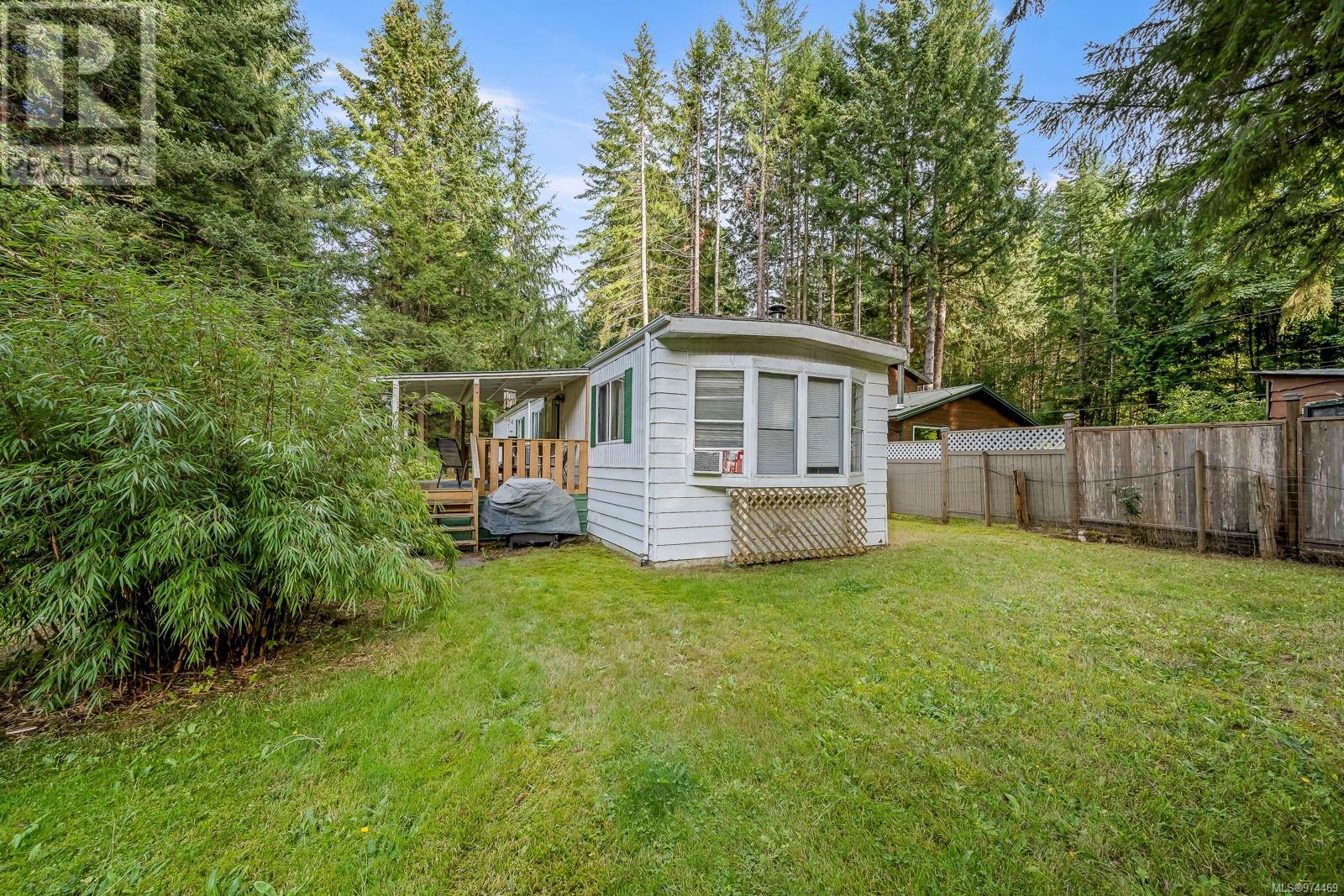 7821 Little Way, fanny bay, British Columbia