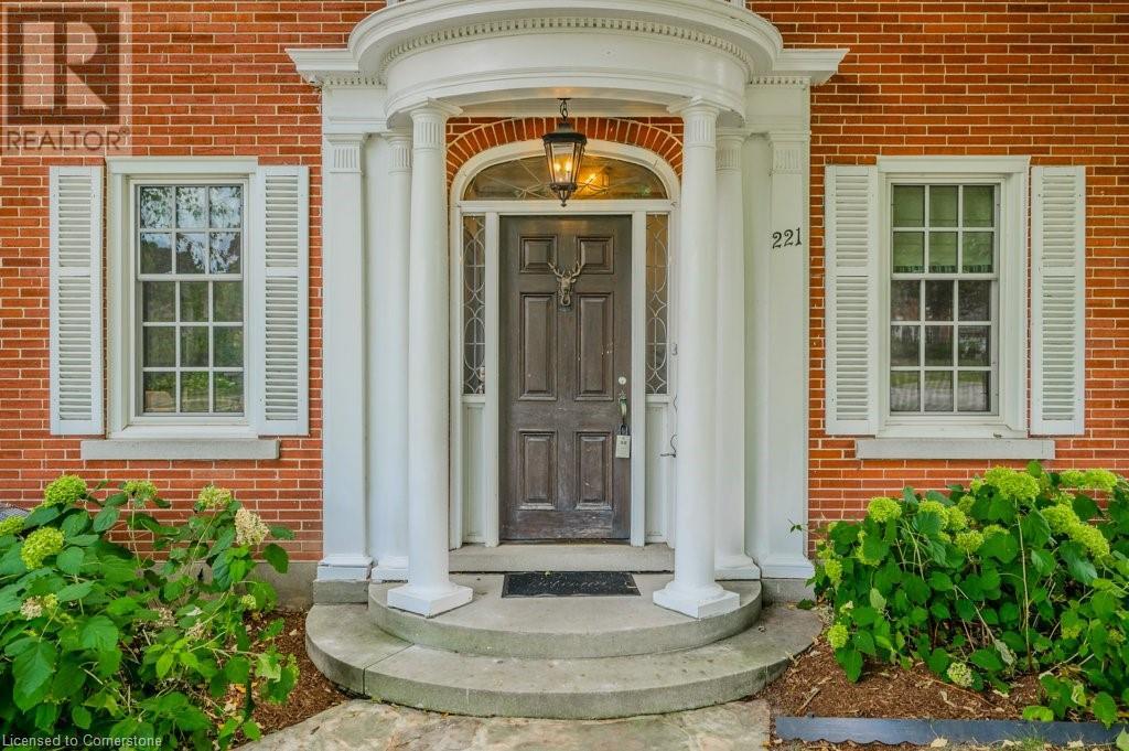 221 Pandora Crescent, Kitchener, Ontario  N2H 3E5 - Photo 4 - 40638580