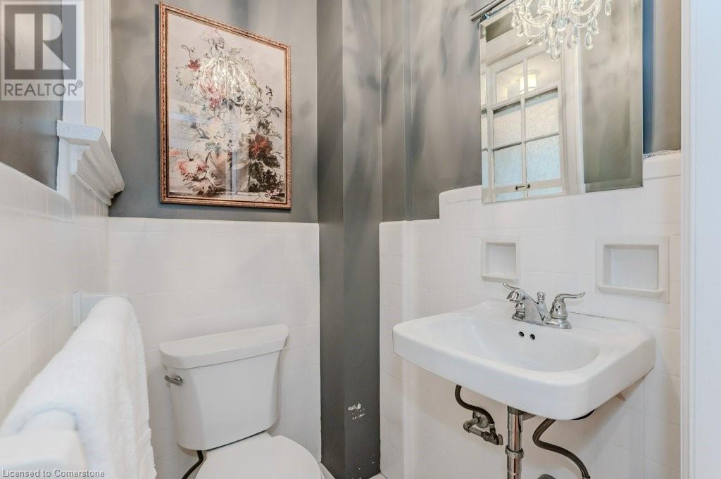 221 Pandora Crescent, Kitchener, Ontario  N2H 3E5 - Photo 14 - 40638580