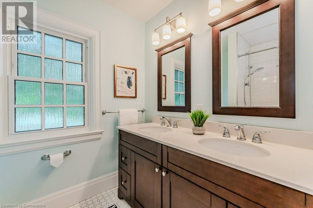 221 Pandora Crescent, Kitchener, Ontario  N2H 3E5 - Photo 18 - 40638580