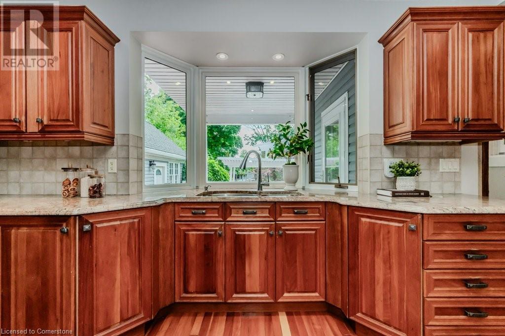 221 Pandora Crescent, Kitchener, Ontario  N2H 3E5 - Photo 12 - 40638580