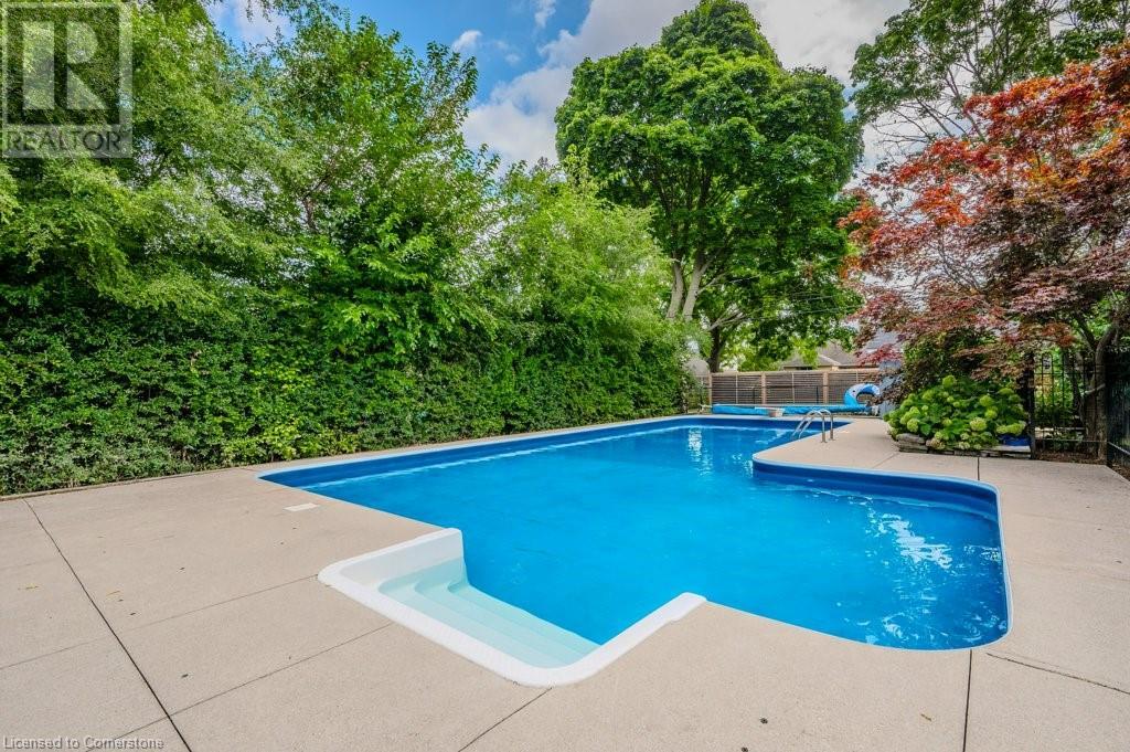 221 Pandora Crescent, Kitchener, Ontario  N2H 3E5 - Photo 34 - 40638580