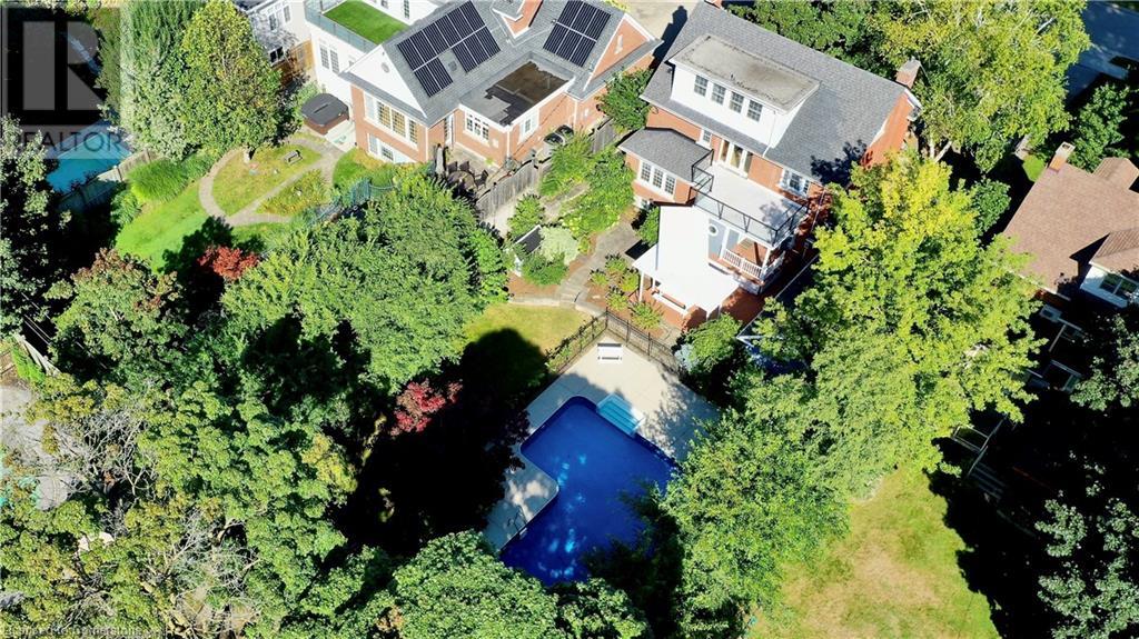 221 Pandora Crescent, Kitchener, Ontario  N2H 3E5 - Photo 2 - 40638580