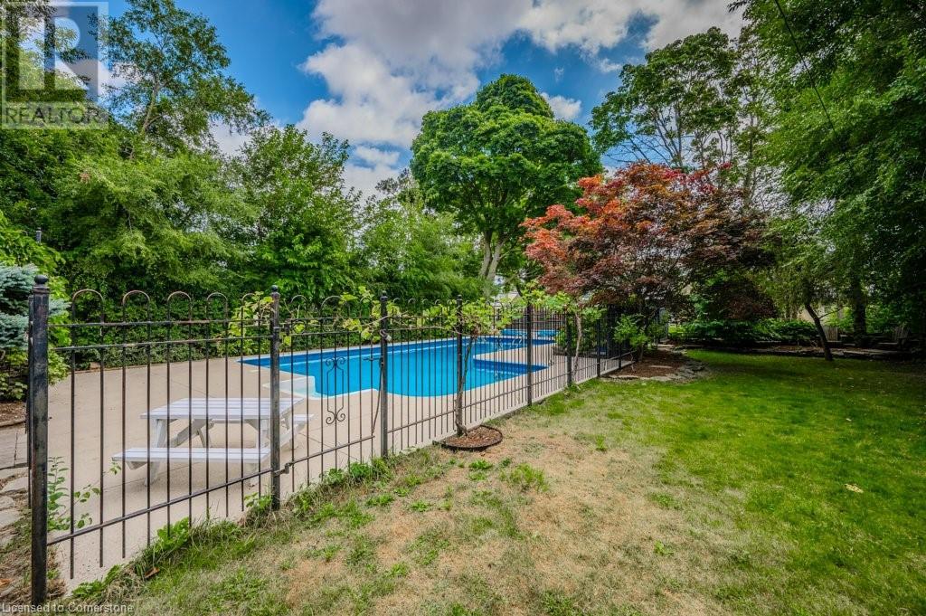 221 Pandora Crescent, Kitchener, Ontario  N2H 3E5 - Photo 31 - 40638580