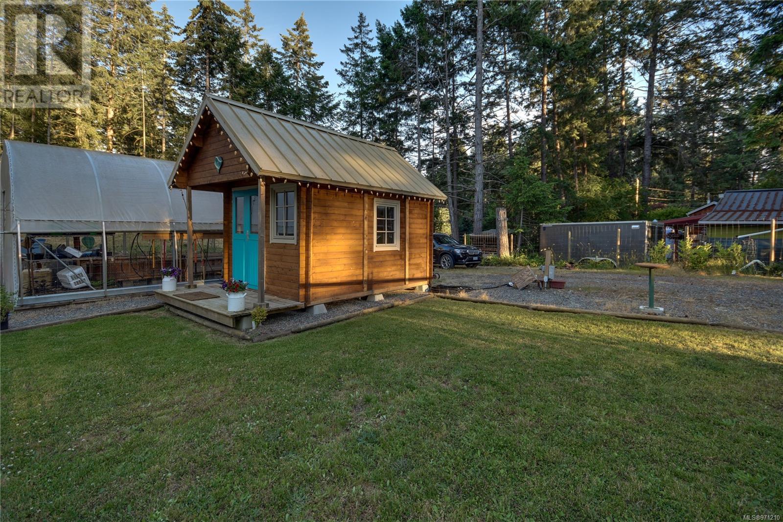 661 Dogwood Cres, Gabriola Island, British Columbia  V0R 1X4 - Photo 33 - 971210