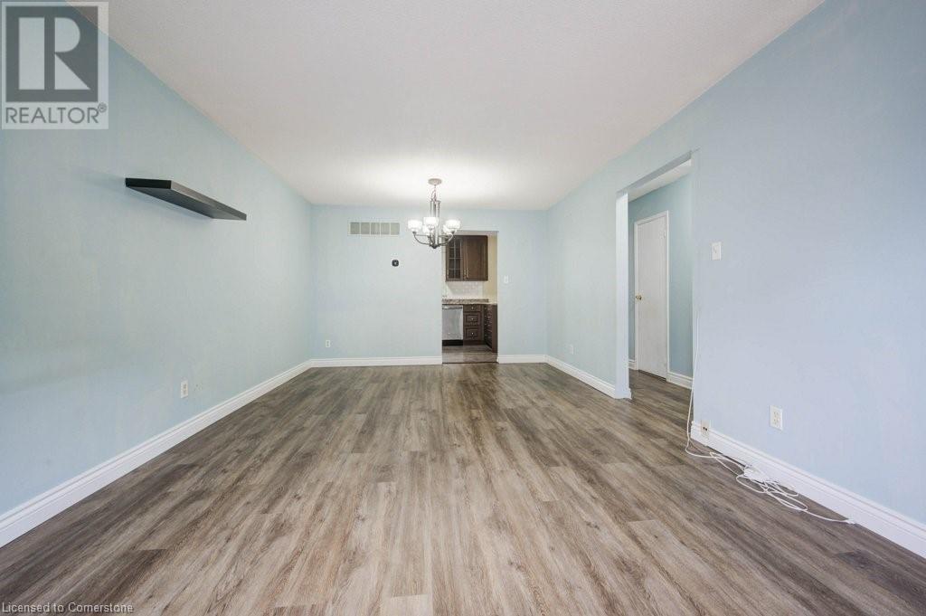 22 Mcmullen Crescent, Brampton, Ontario  L6S 3M2 - Photo 6 - 40639741