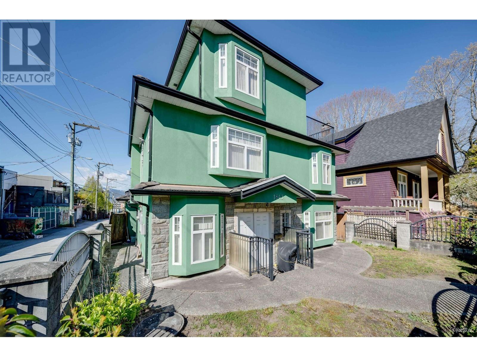 1843 E 22nd Avenue, Vancouver, British Columbia  V5N 2P9 - Photo 1 - R2919343