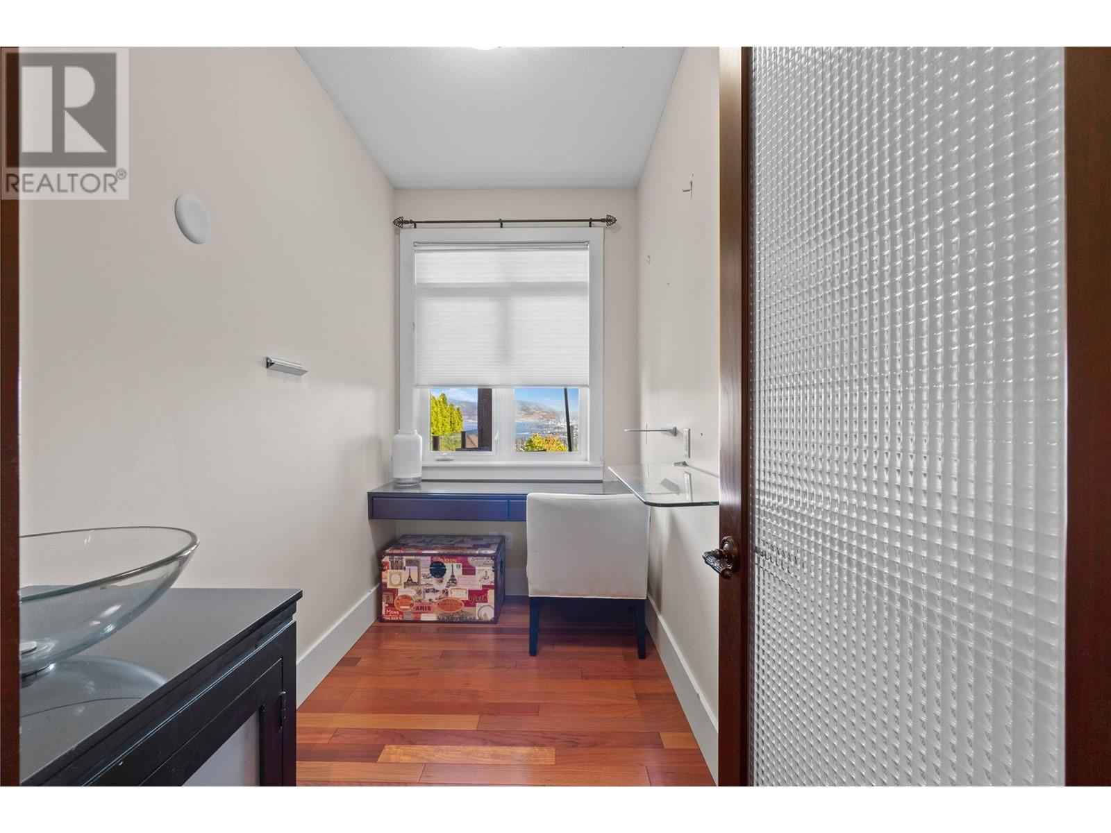 620 Arbor View Drive, Kelowna, British Columbia  V1W 4Z7 - Photo 10 - 10321752
