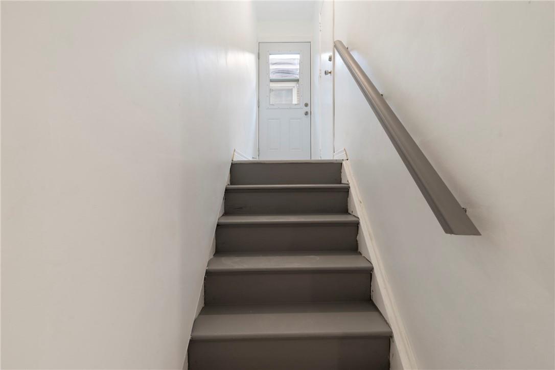 7 Purdy Crescent, Unit #3, Hamilton, Ontario  L9A 3B4 - Photo 13 - H4205198